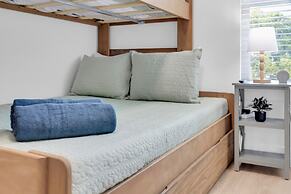 Luxury Beach Home Sauna Cold Plunge E-bikes