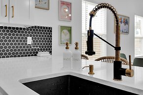 Luxury Beach Home Sauna Cold Plunge E-bikes