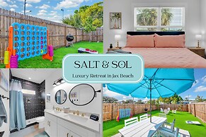 Luxury Beach Home Sauna Cold Plunge E-bikes