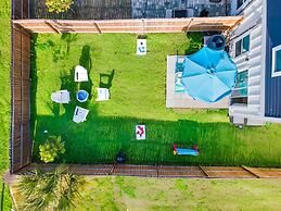 Luxury Beach Home Sauna Cold Plunge E-bikes