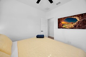 Luxury Beach Home Sauna Cold Plunge E-bikes