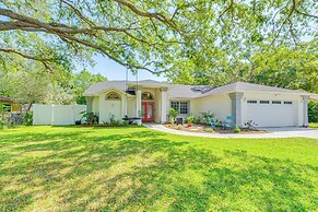 Private Pool & Lanai: Spring Hill Oasis