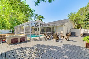 Private Pool & Hot Tub: Spring Hill Oasis