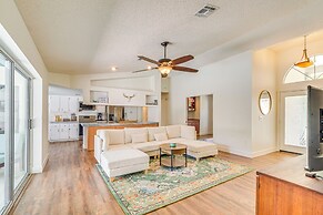 Private Pool & Lanai: Spring Hill Oasis