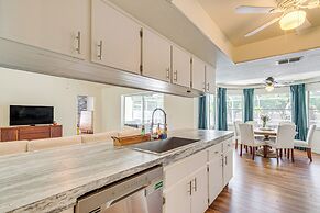 Private Pool & Lanai: Spring Hill Oasis