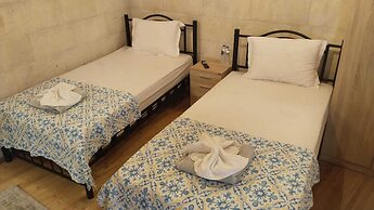 Ekoton Cave Hotel