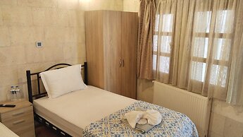 Ekoton Cave Hotel