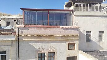 Ekoton Cave Hotel