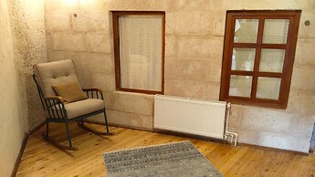 Ekoton Cave Hotel