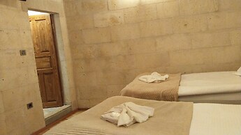 Ekoton Cave Hotel