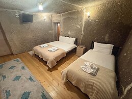 Ekoton Cave Hotel