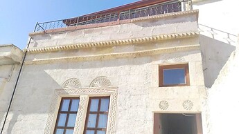 Ekoton Cave Hotel
