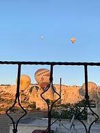 Ekoton Cave Hotel