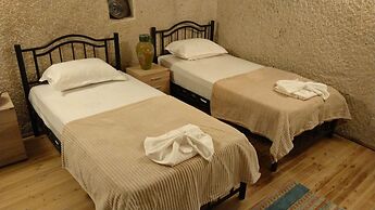 Ekoton Cave Hotel