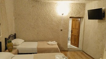 Ekoton Cave Hotel