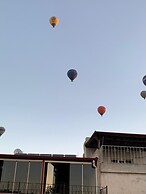 Ekoton Cave Hotel