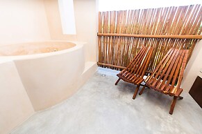 Chic Tulum Retreat With Splash Pool