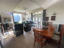 Bristol Blissful Retreat - 6 Bedrooms