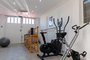 Bristol Blissful Retreat - 6 Bedrooms