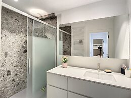 Apartment in Seaside Bliss