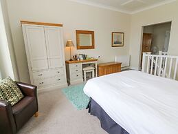 Carningli Suite