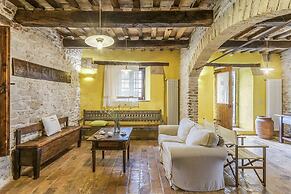 Checello 12 by Marche Holiday Villas