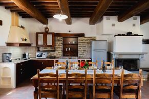 Ca Quattrocchi 10 3 by Marche Holiday Villas