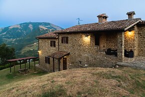 Ca Quattrocchi 10 3 by Marche Holiday Villas