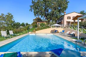 Casale Partemio 8 Marche Holiday Villas