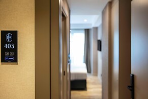 Emilion Hotel