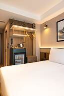 Emilion Hotel