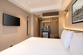 Emilion Hotel