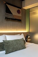 HUNTERS HOTEL
