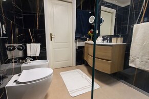 Rosam Via Veneto 15 min Walk From Spanish Steps
