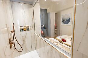 Rosam Via Veneto 15 min Walk From Spanish Steps
