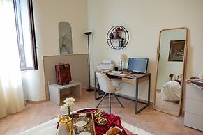 Rosam Via Veneto 15 min Walk From Spanish Steps