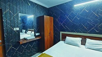 Hotel Govind Heights