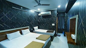 Hotel Govind Heights