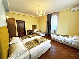 Phazisi Hotel
