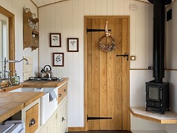 Shepherd Hut 1