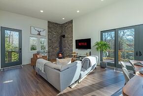 Modern Forest Retreat Sauna Fireplace Views