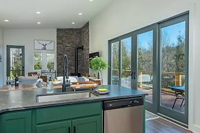 Modern Forest Retreat Sauna Fireplace Views