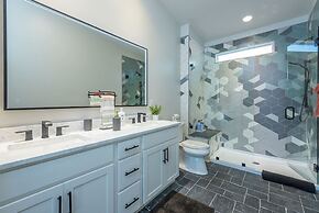 Modern Forest Retreat Sauna Fireplace Views