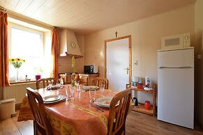 Chalet in Bovigny With Forest & BBQ