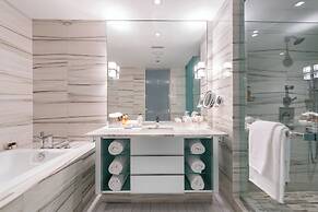 W South Beach Private Luxury Suites