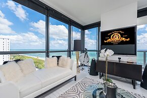 W South Beach Private Luxury Suites