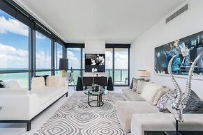 W South Beach Private Luxury Suites