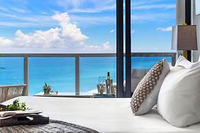 W South Beach Private Luxury Suites