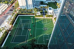 W South Beach Private Luxury Suites