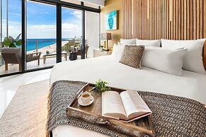 W South Beach Private Luxury Suites